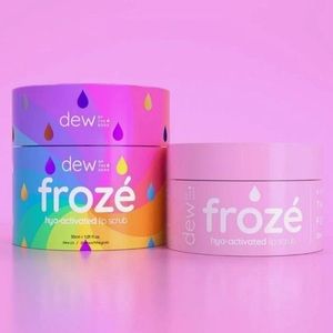 Froze lip scrub